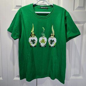 New St. Patrick’s Day Gnome Graphic T-Shirt – Size 2XL